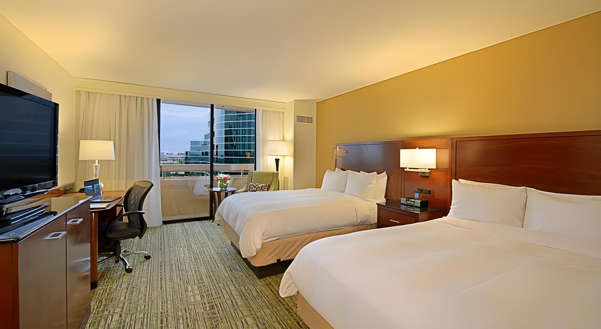 high floor king room, guest room, 1 king