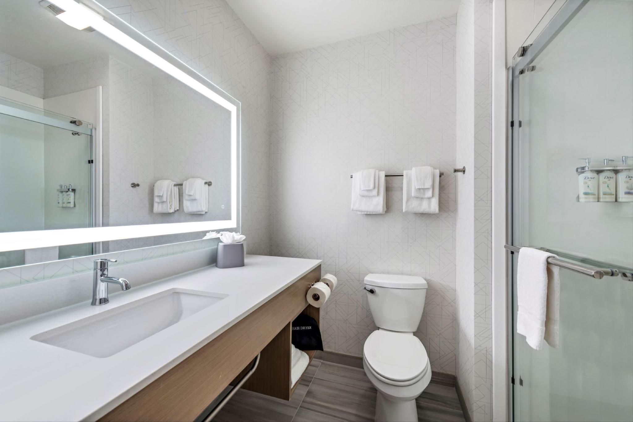 2 King Suite Kitchenette