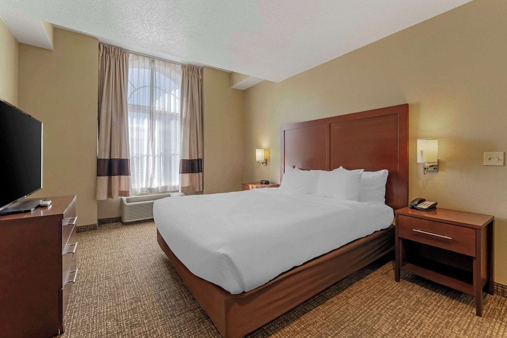 Room, 1 King Bed, Accessible, Non Smoking