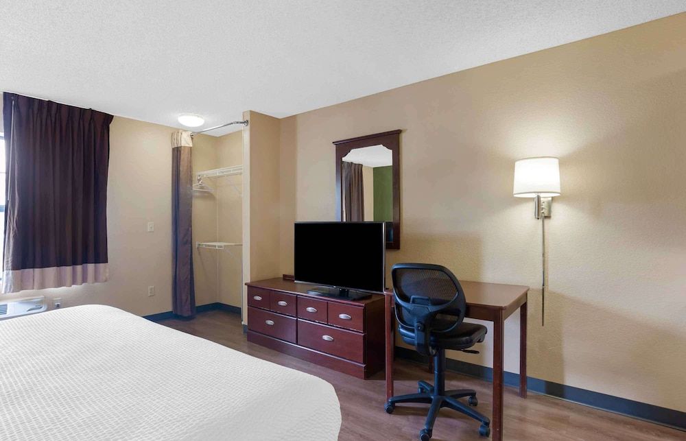 Extended Stay America Suites Livermore Airway Blvd Studio, 1 King Bed, Non Smoking 4