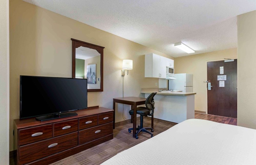 Extended Stay America Suites Livermore Airway Blvd Studio, 1 Queen Bed, Non Smoking 4