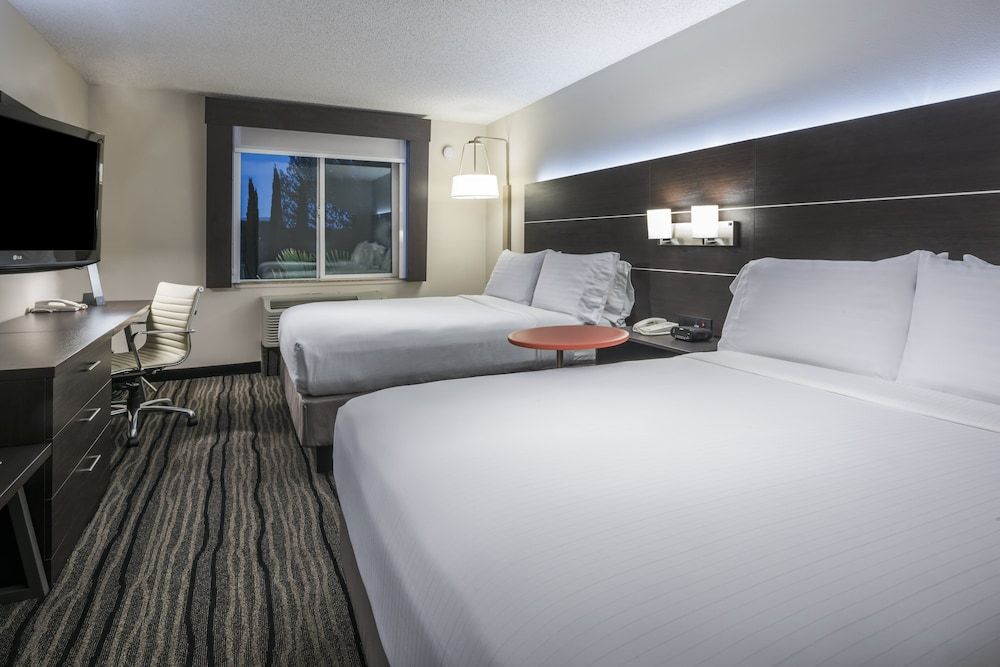 Standard Room, 2 Queen Beds