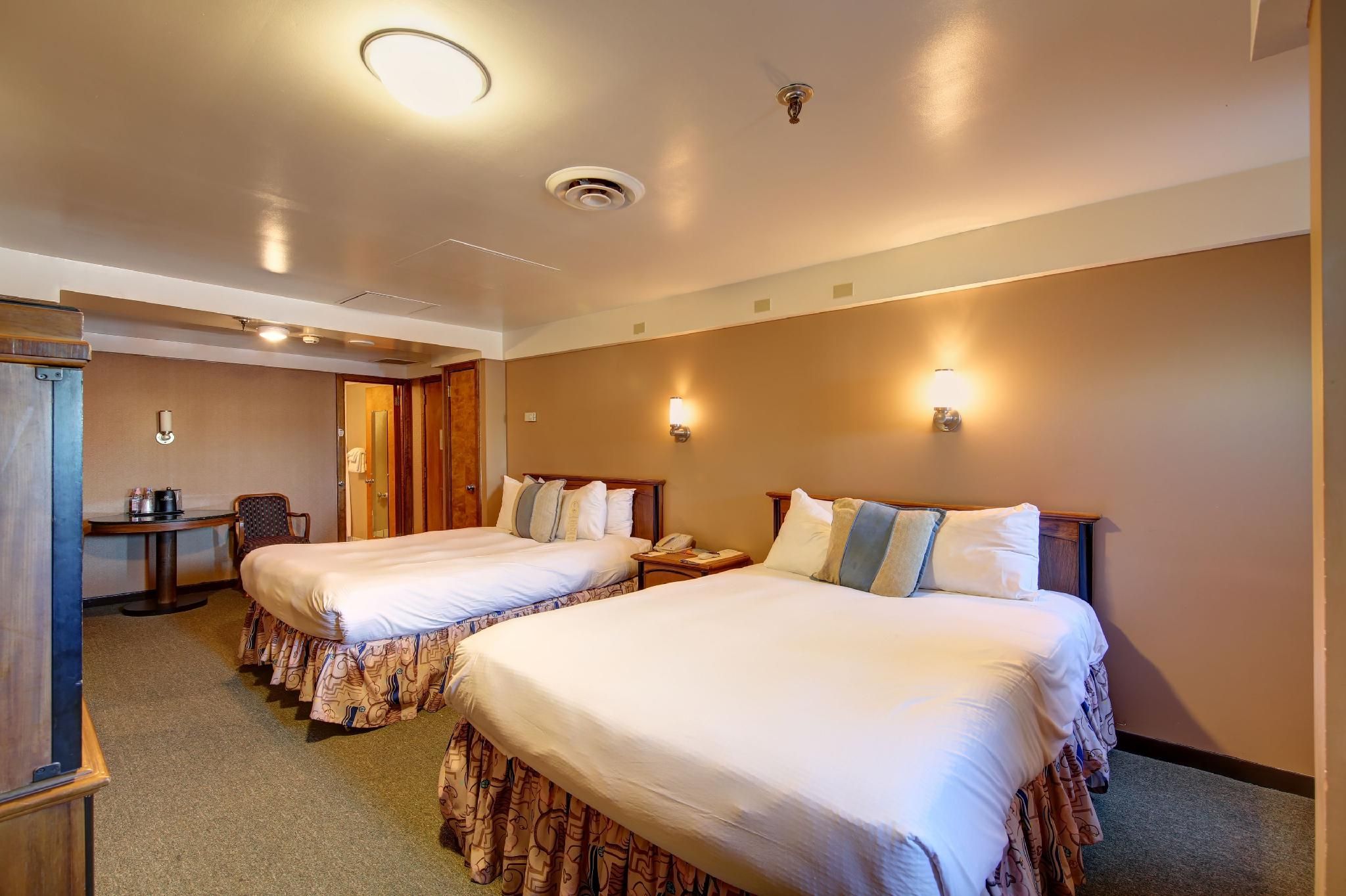 Double Queen Stateroom