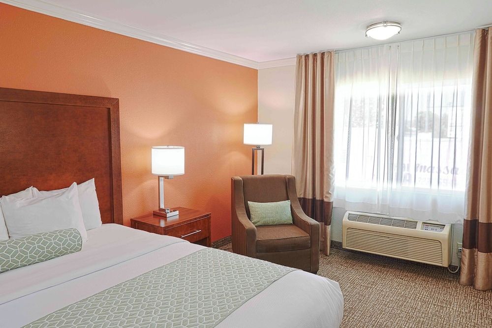 The Hills Inn Eagle Rock - Near Old Town Pasadena Room, 1 King Bed, Non Smoking