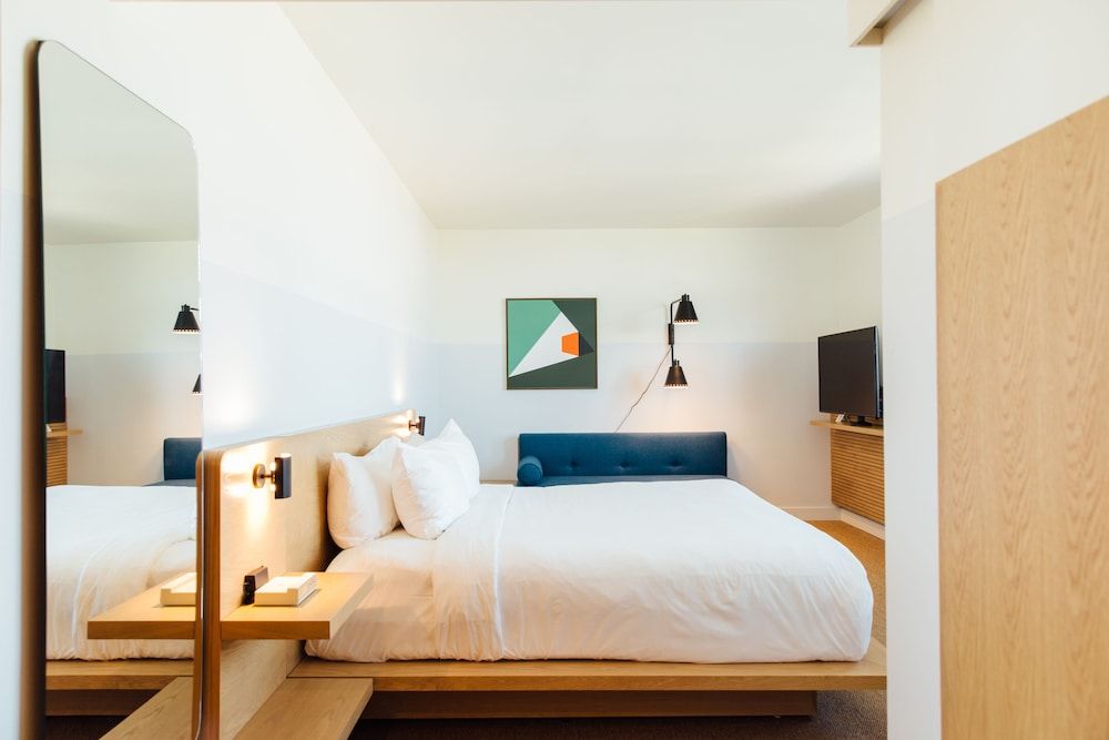 undefined Hotel June West L.A., a Member of Design Hotels