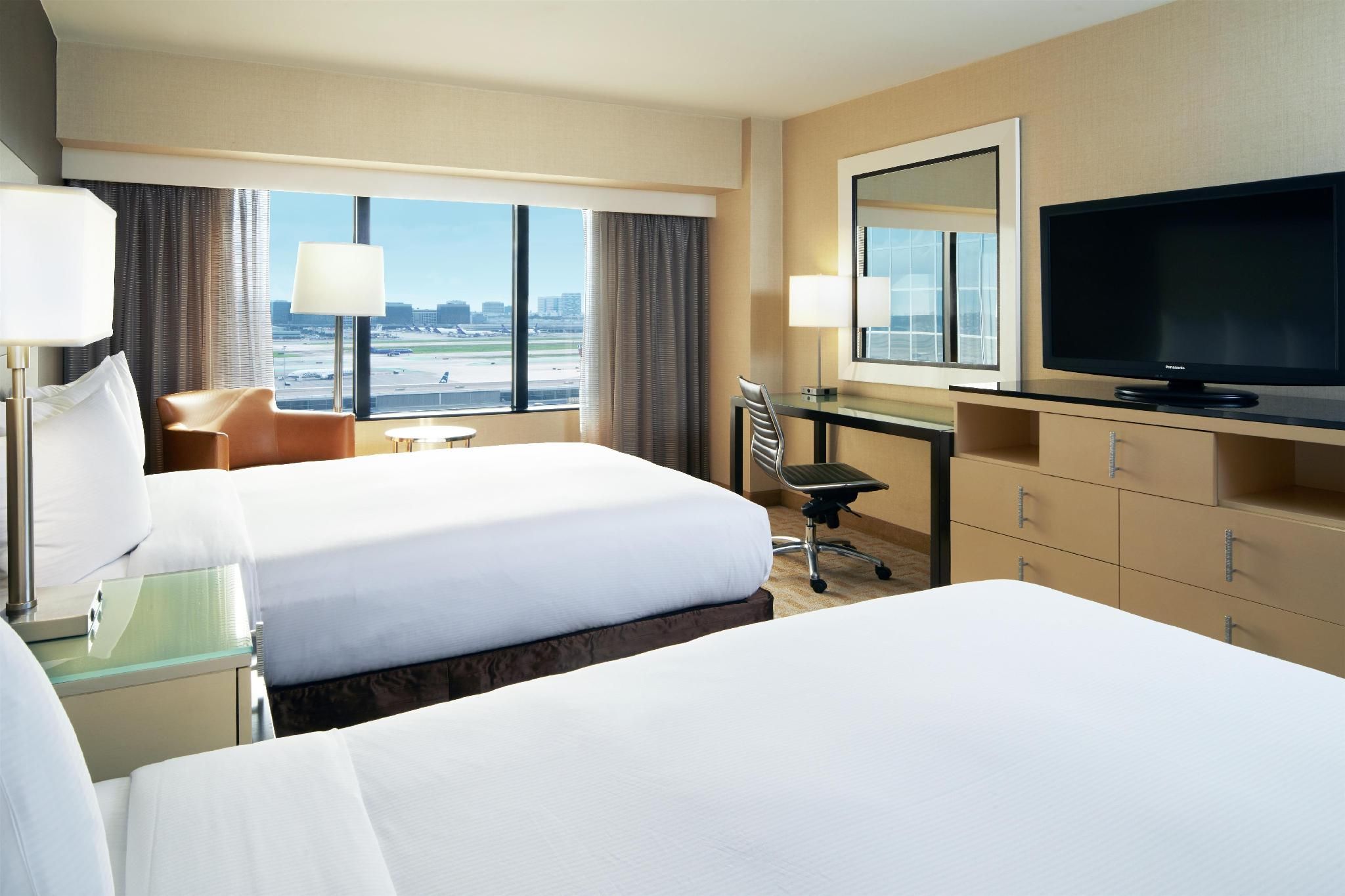 undefined Hilton Los Angeles Airport 9