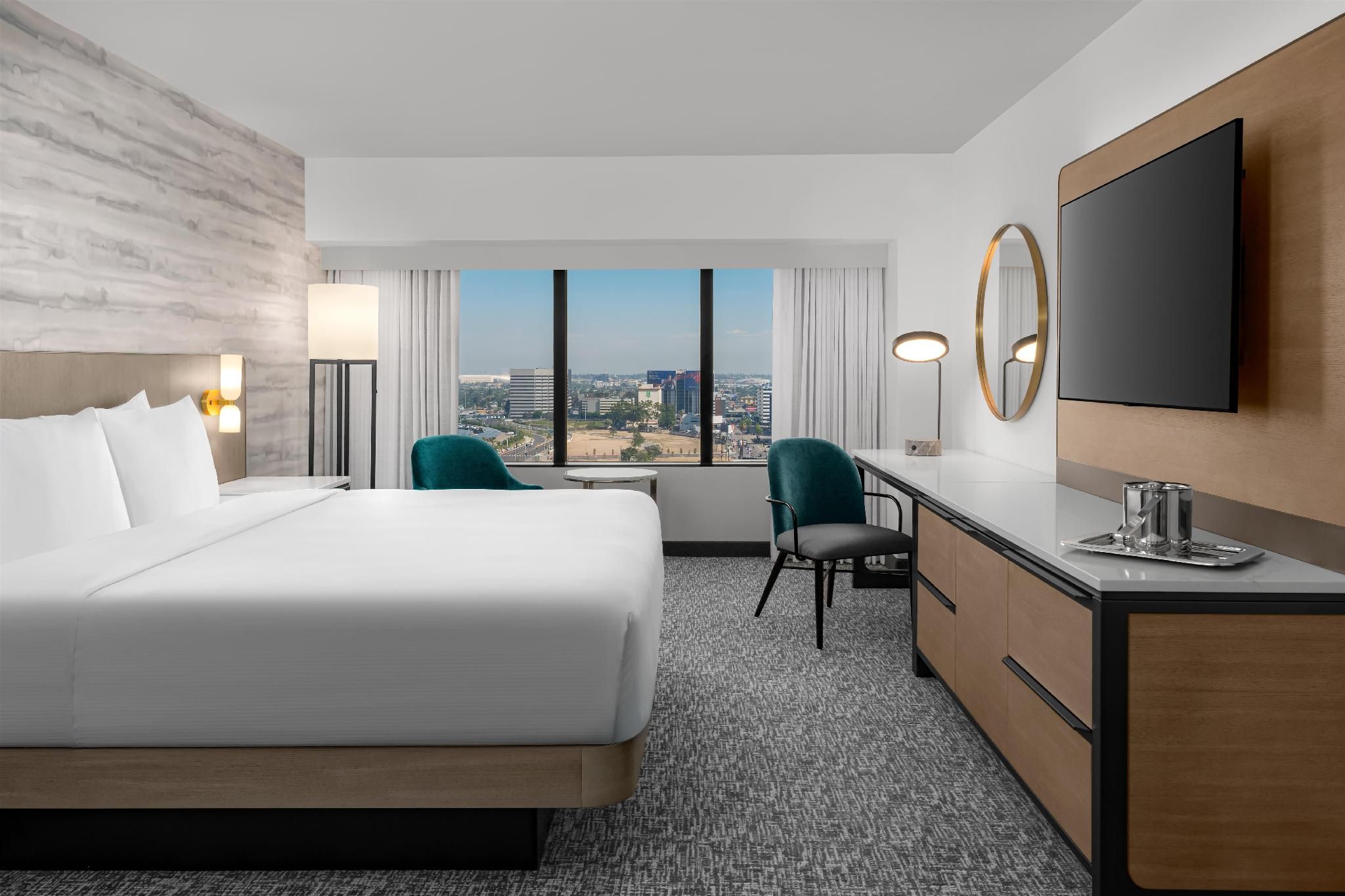 undefined Hilton Los Angeles Airport 6
