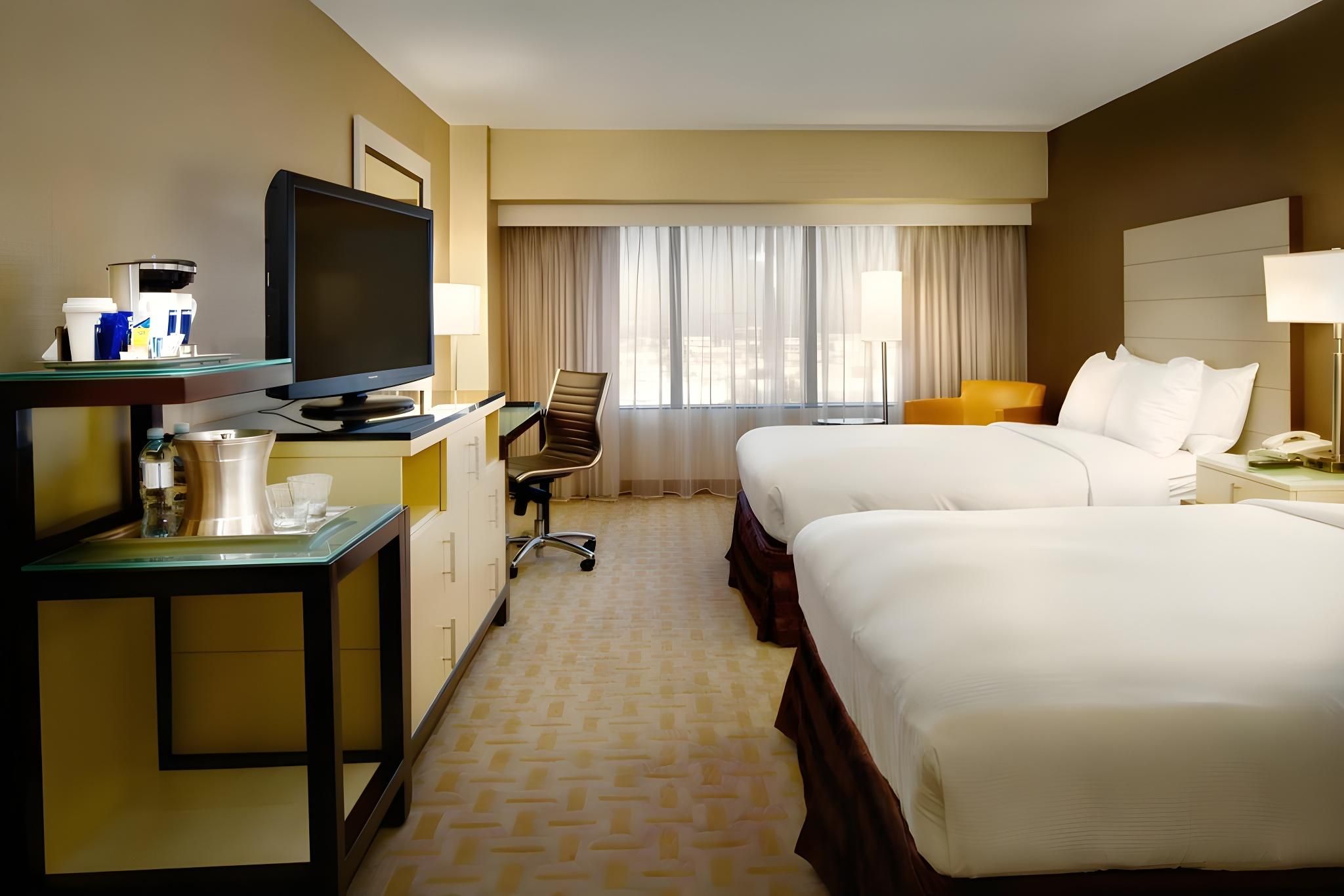 undefined Hilton Los Angeles Airport 7