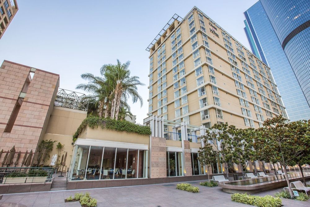 undefined Omni Los Angeles Hotel at California Plaza 4