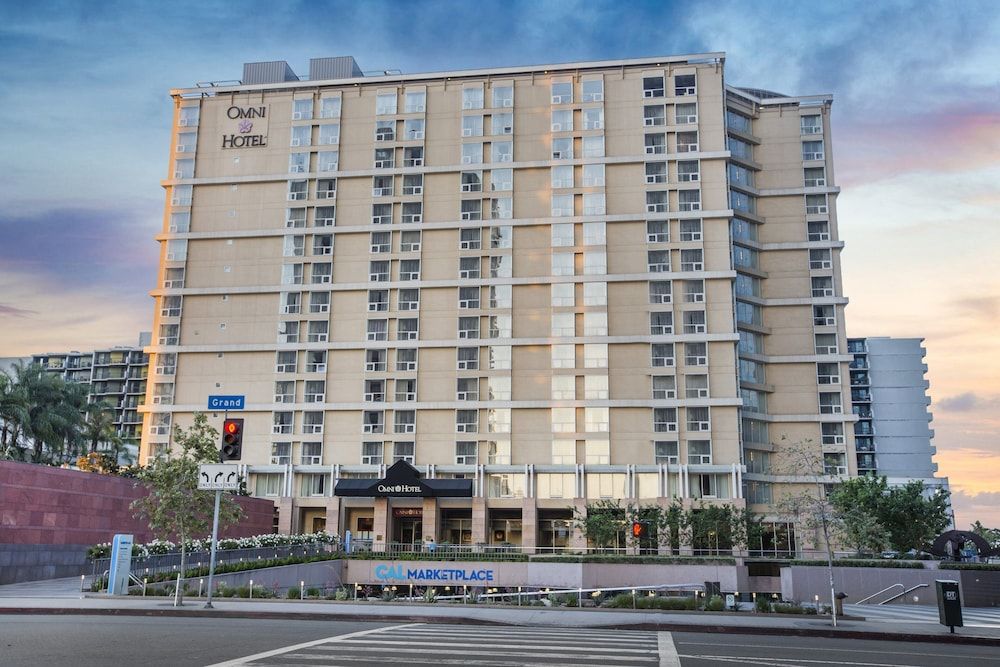 undefined Omni Los Angeles Hotel at California Plaza 8