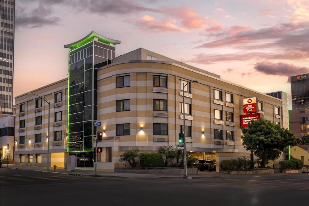 undefined Best Western Plus LA Mid Town Hotel