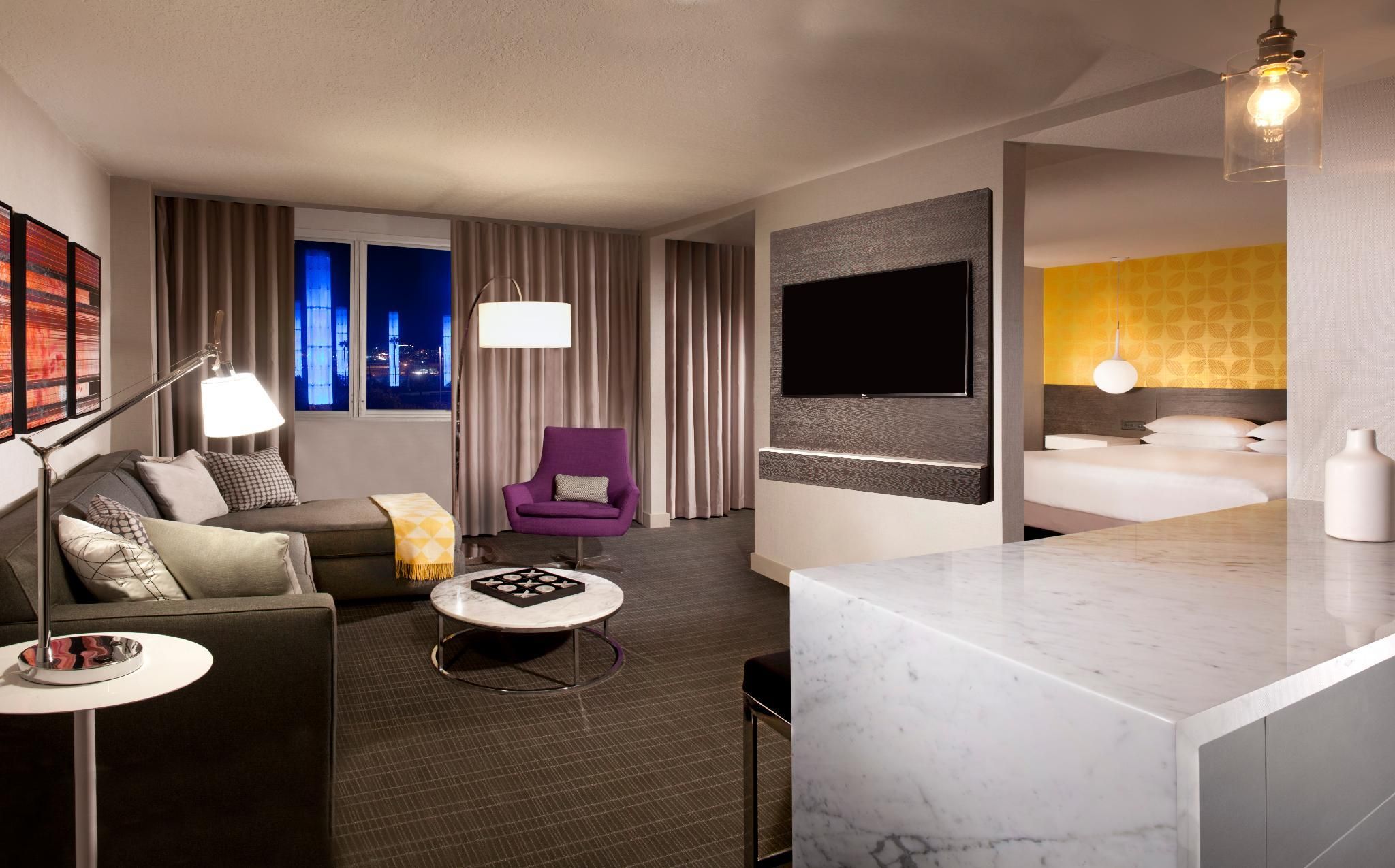 Regency Suite King