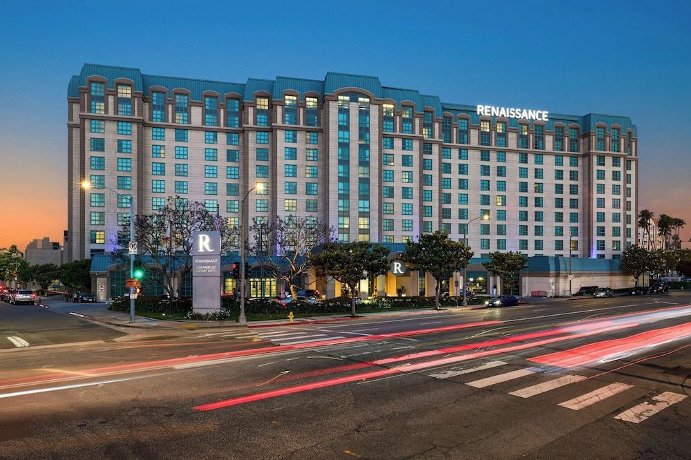 undefined Renaissance Los Angeles Airport Hotel 8