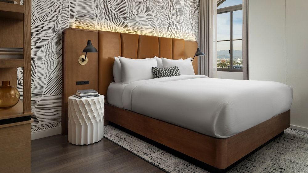 undefined Burton House, Beverly Hills, A Tribute Portfolio Hotel 9