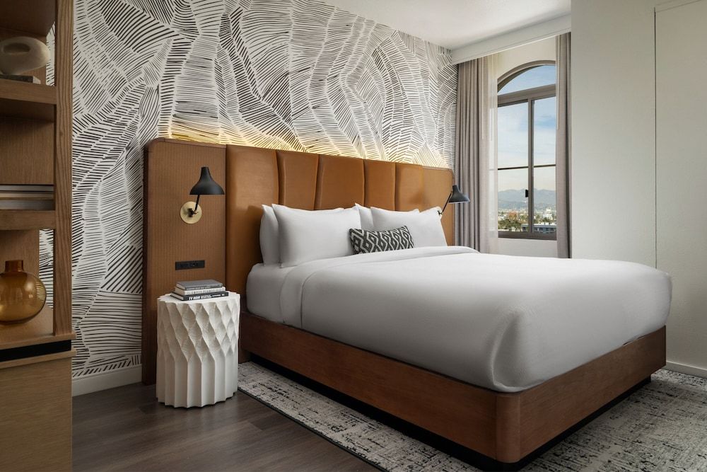 undefined Burton House, Beverly Hills, A Tribute Portfolio Hotel 10