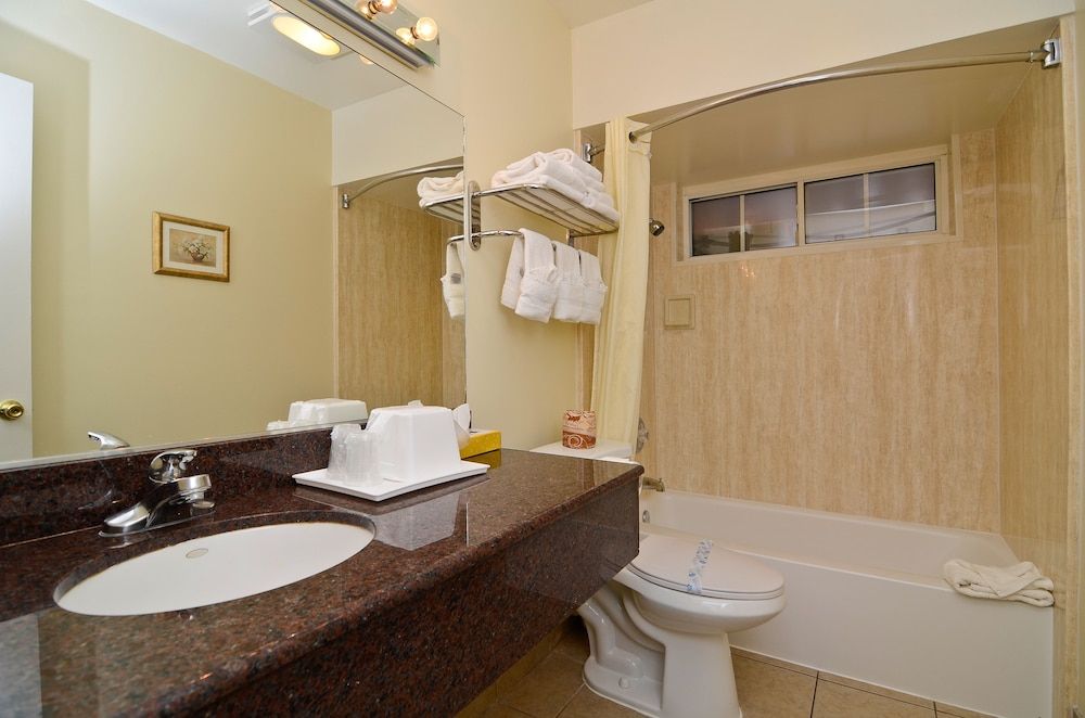 undefined Rodeway Inn Los Angeles Convention Center 9