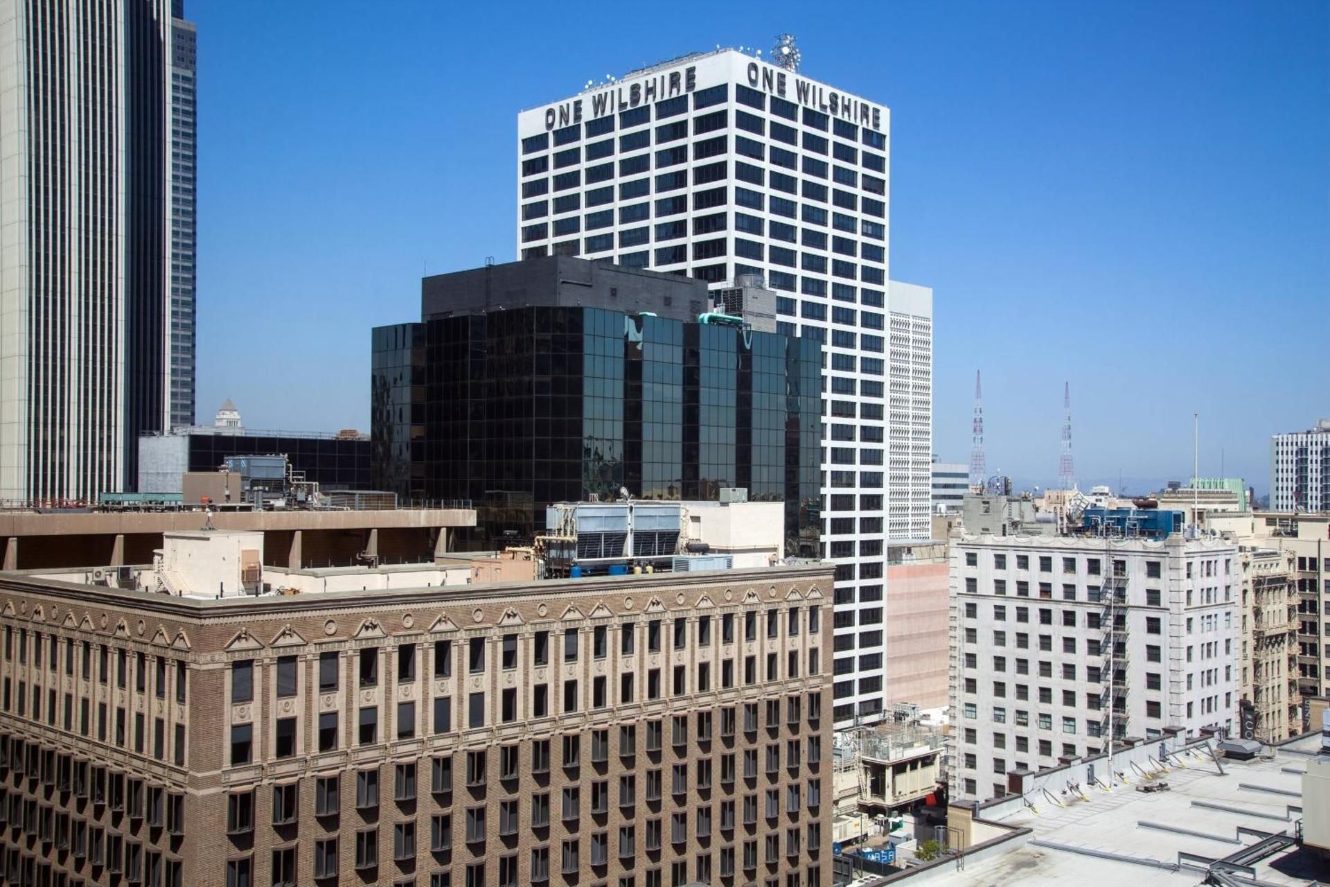 undefined Sheraton Grand Los Angeles 8