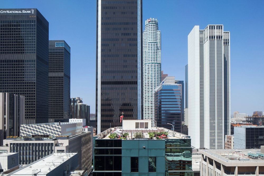undefined Sheraton Grand Los Angeles 2