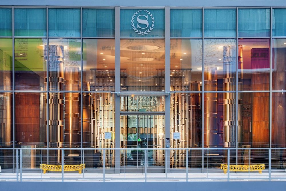 undefined Sheraton Grand Los Angeles 10