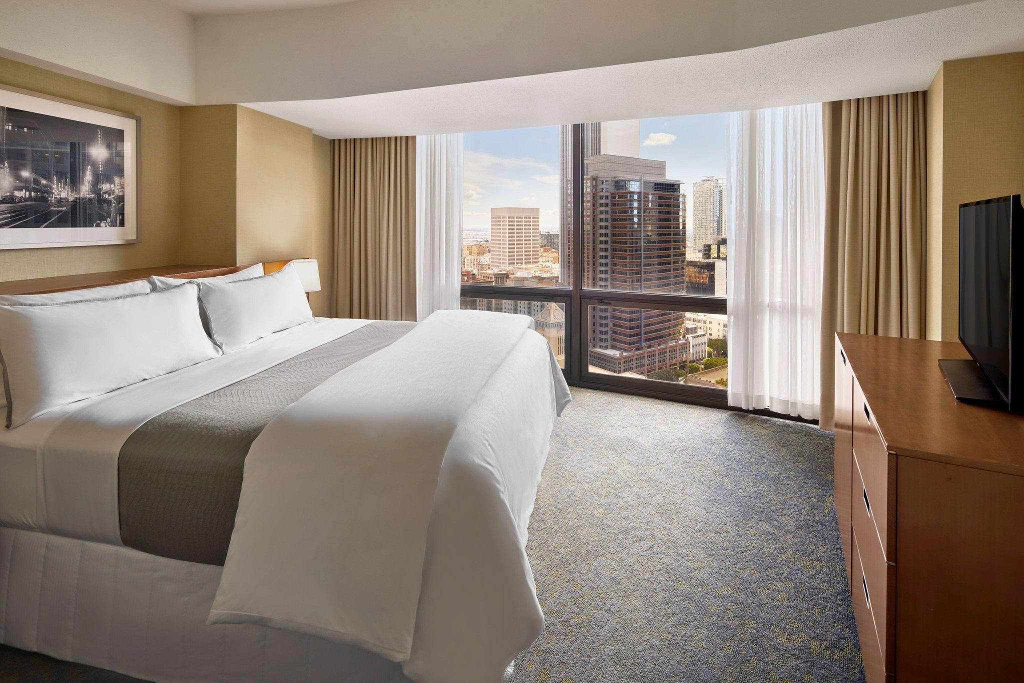 Redondo Suite, 1 Bedroom Suite, 1 King, Sofa bed, City view