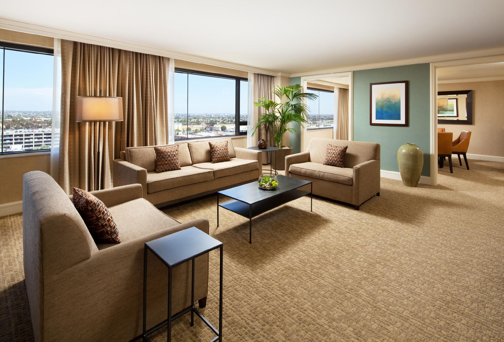 Luxury Suite King, Executive lounge access, Suite, 1 King, Sofa bed, Balcony