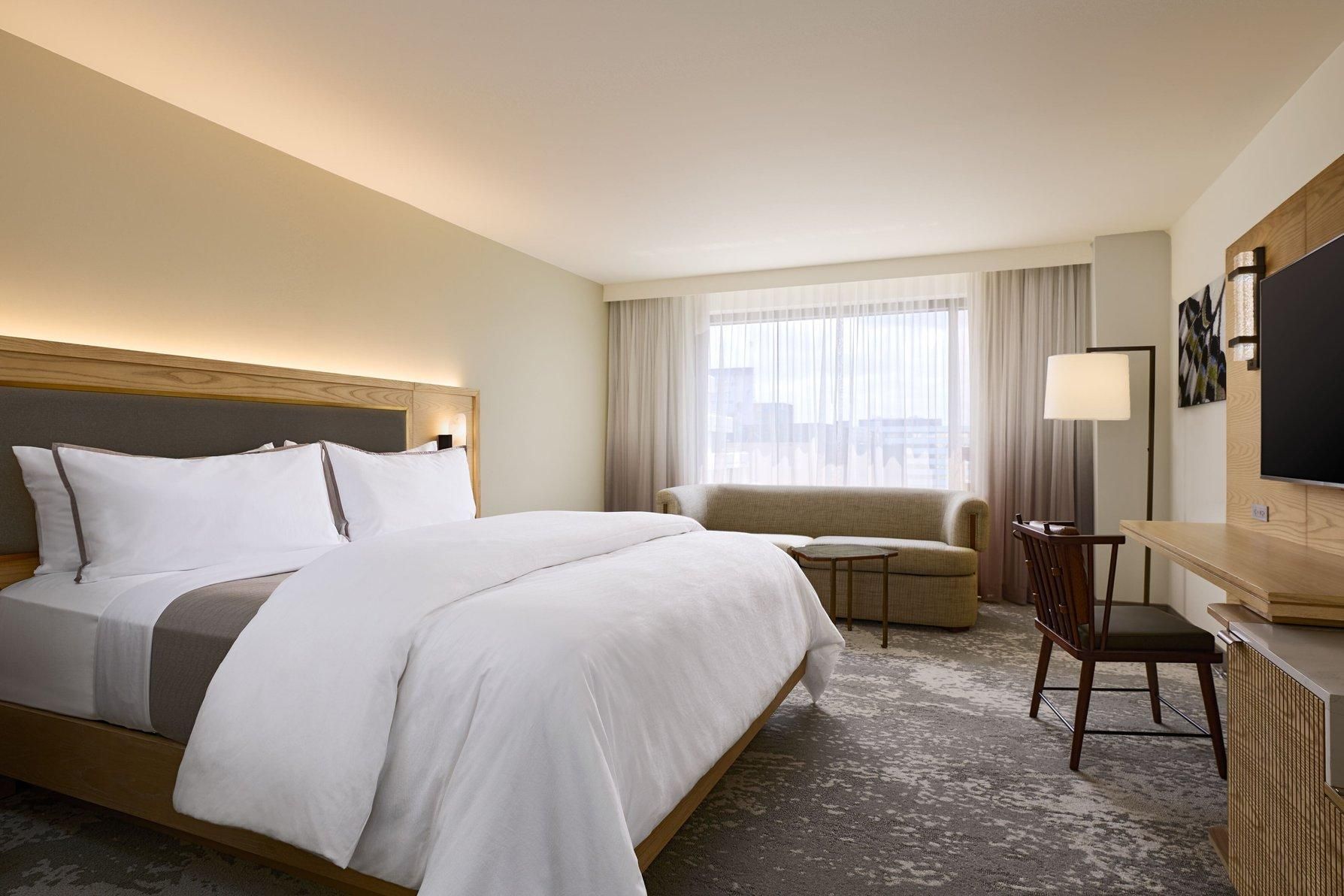 Guest room, 1 King or 2 Double, City or Airport view