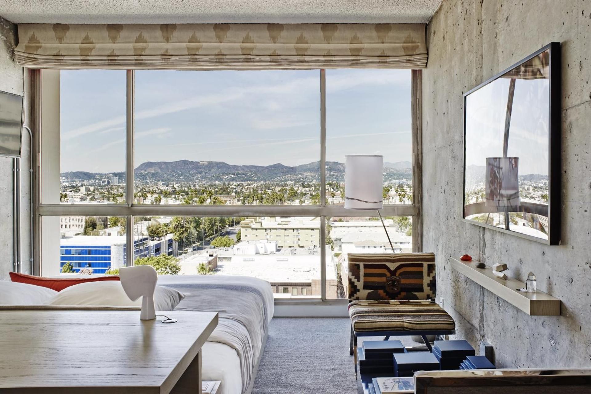 High-level HollywoodHills View King