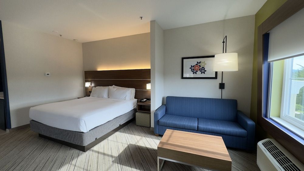 Suite, 1 King Bed
