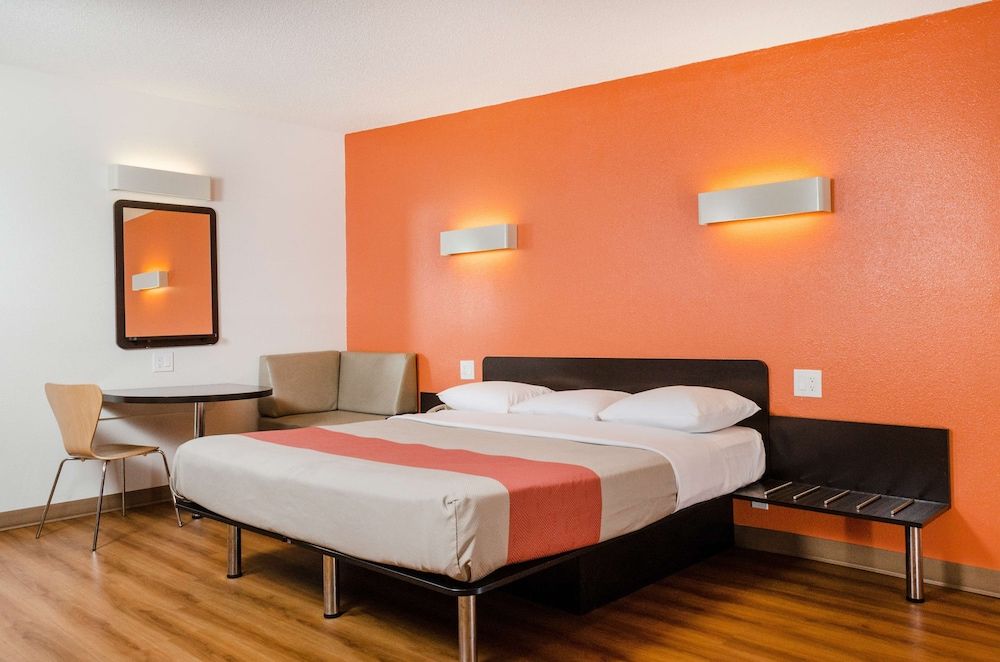 Motel 6 Merced, CA Standard Room, 1 Double Bed, Accessible, Non Smoking 2