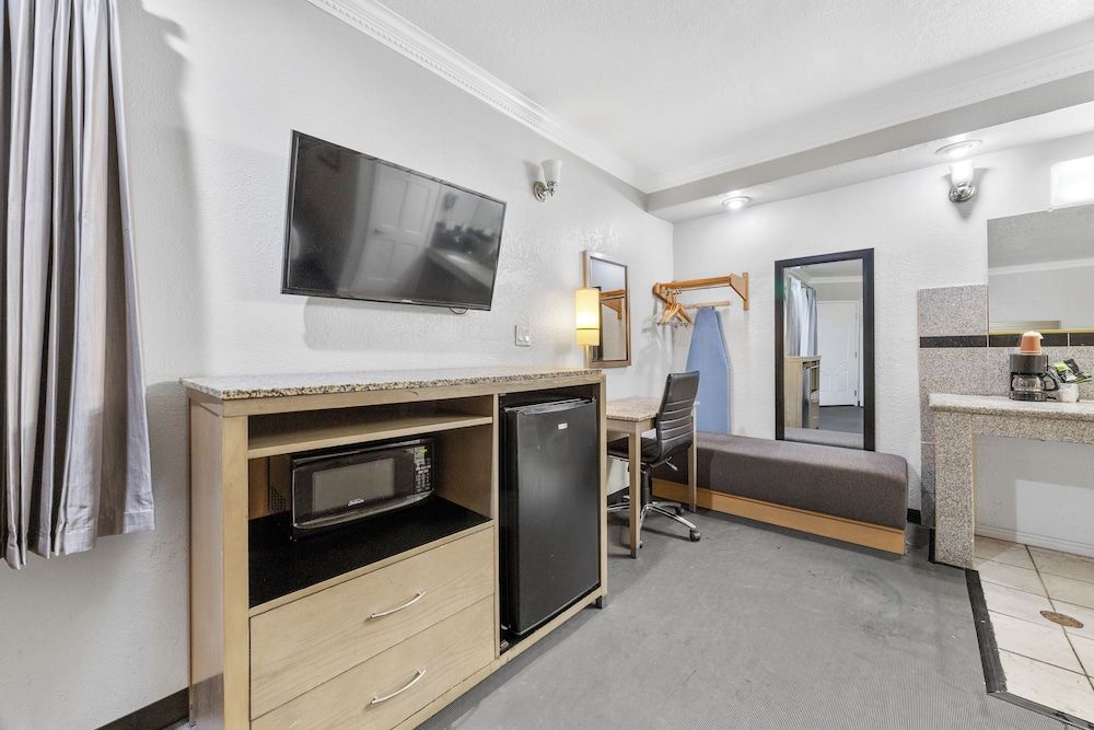 Americas Best Value Inn Milpitas Silicon Valley Suite 6