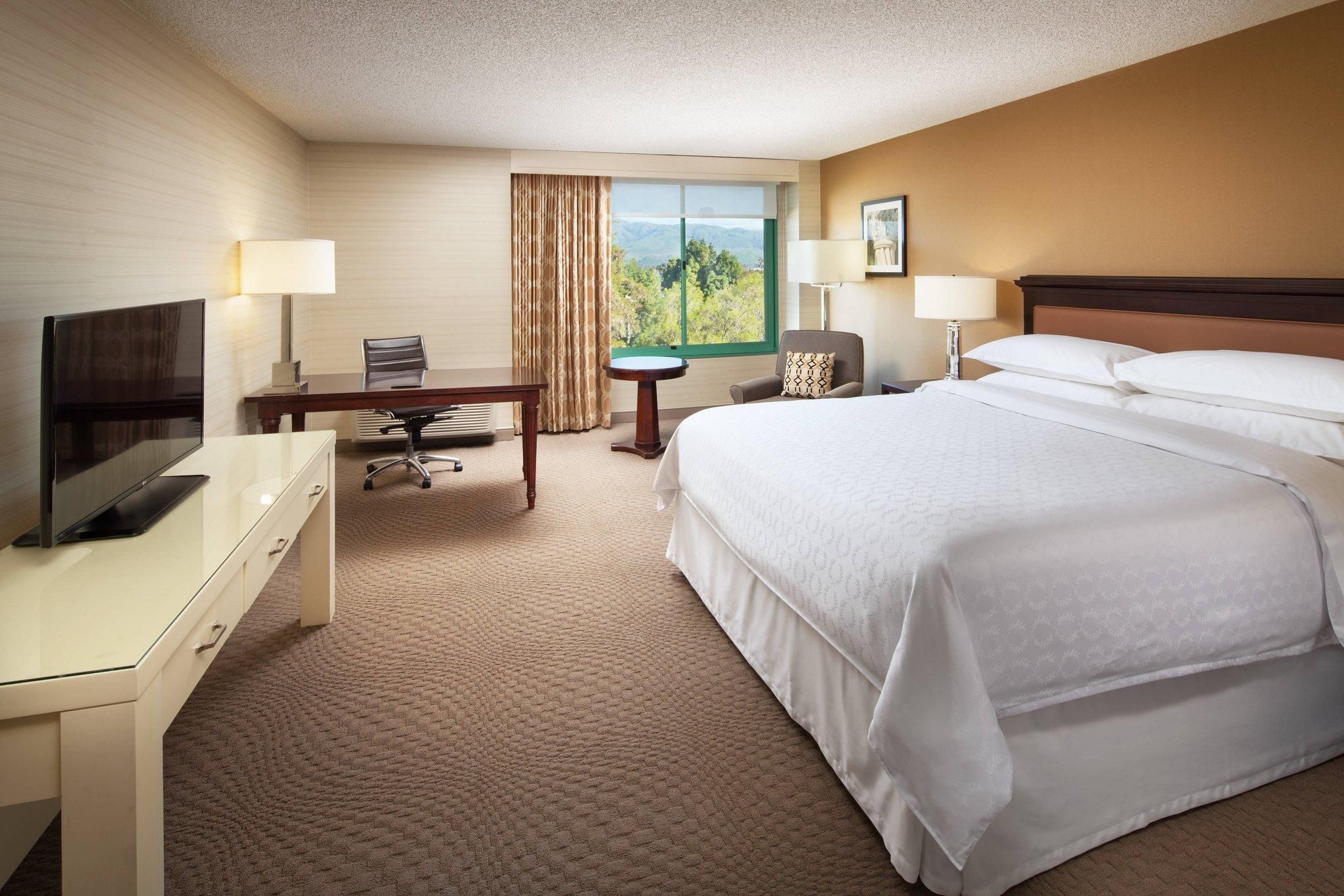 Guest Room, 1 King
