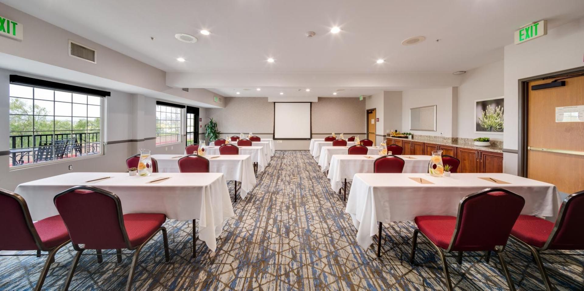 meeting room / ballrooms