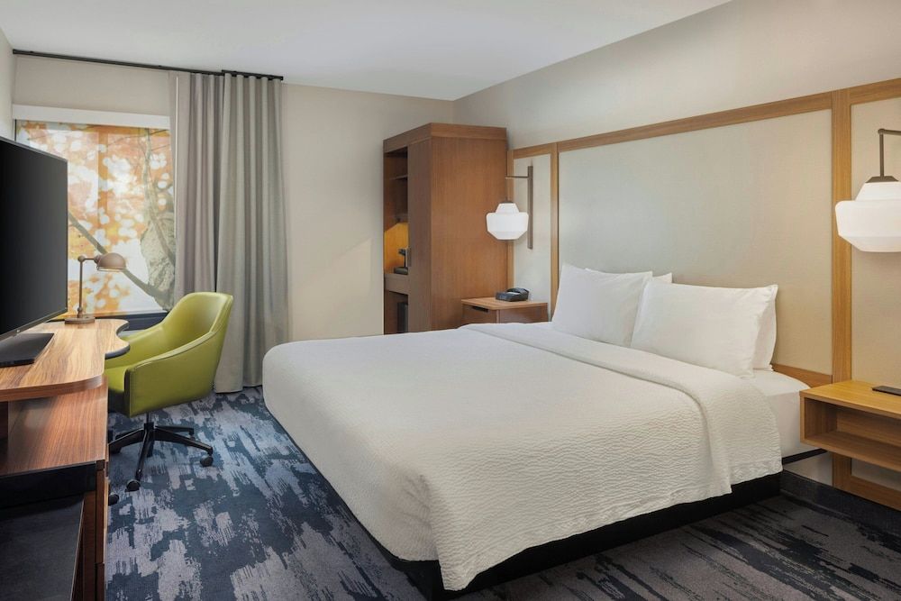 Room, 1 King Bed, Non Smoking