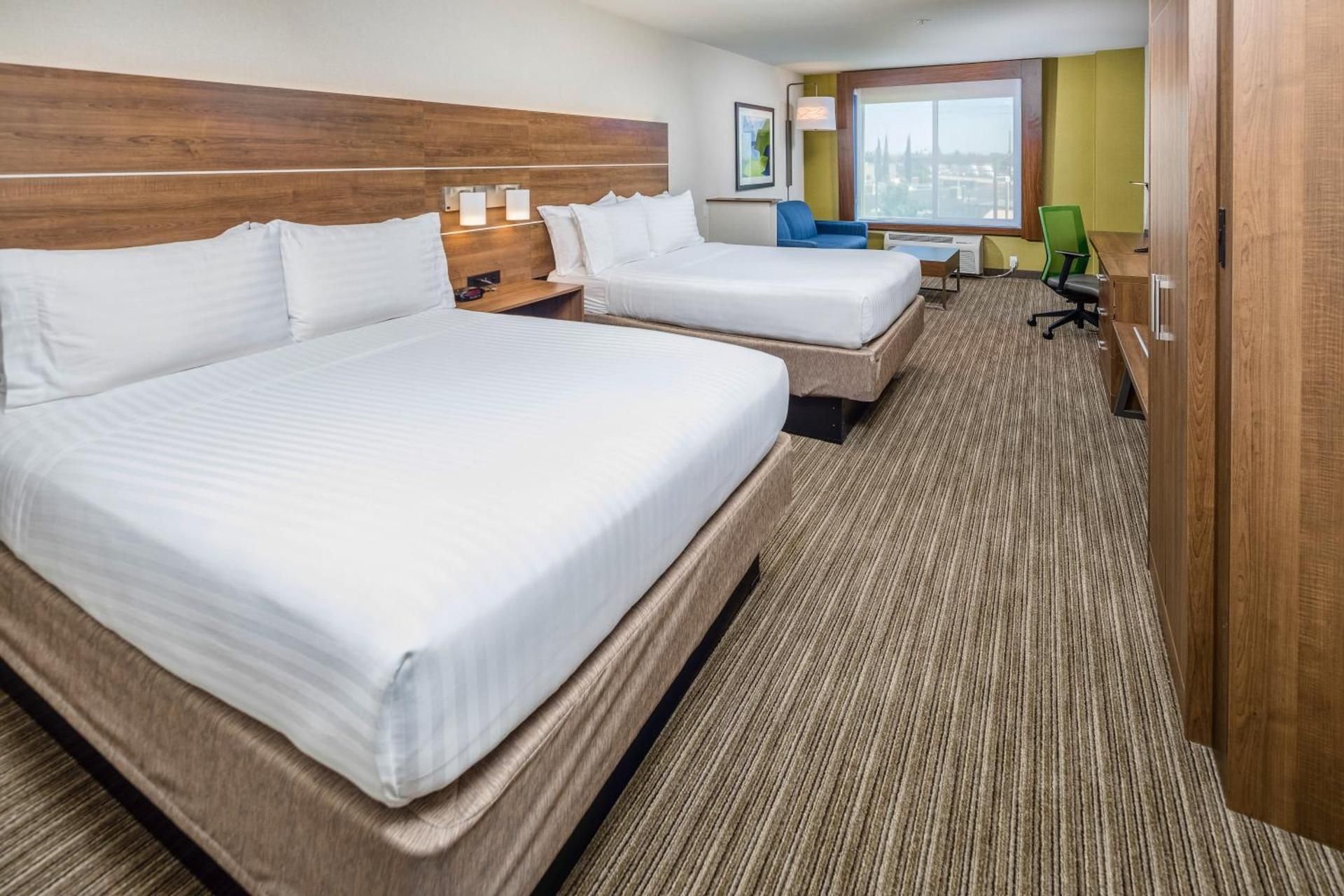 Queen Suite with Two Queen Beds and Additional Living Area