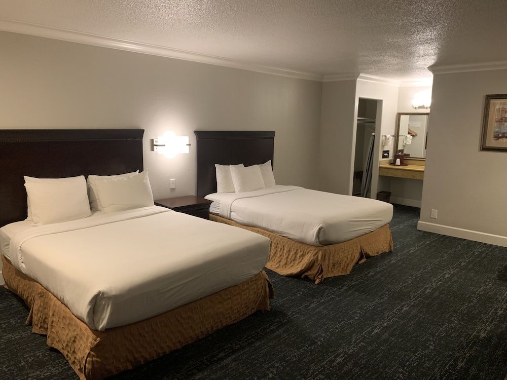Room, 2 Queen Beds
