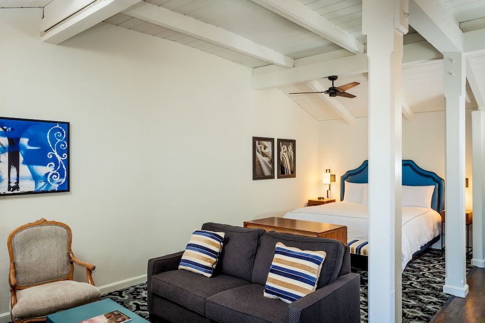 Hotel Pacific Junior Suite 2