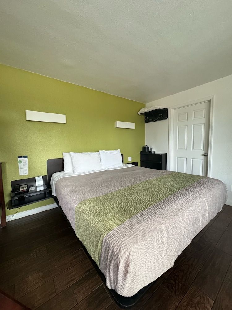 Family Quadruple Room, Multiple Beds, Non Smoking