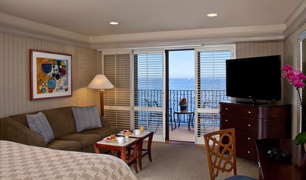 undefined Monterey Bay Inn 9