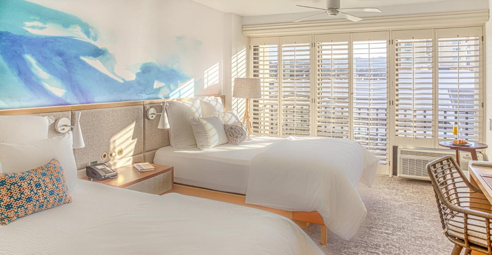 Portola Room - Two Queen Beds - Accessible