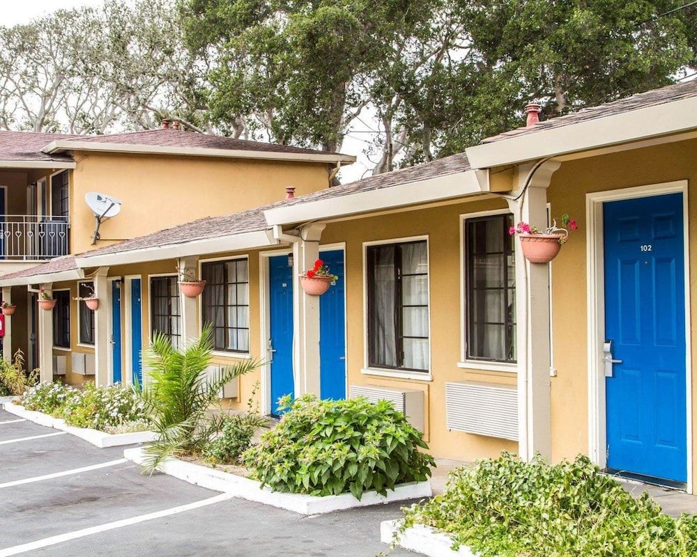 undefined Rodeway Inn Monterey Near Fairgrounds 5