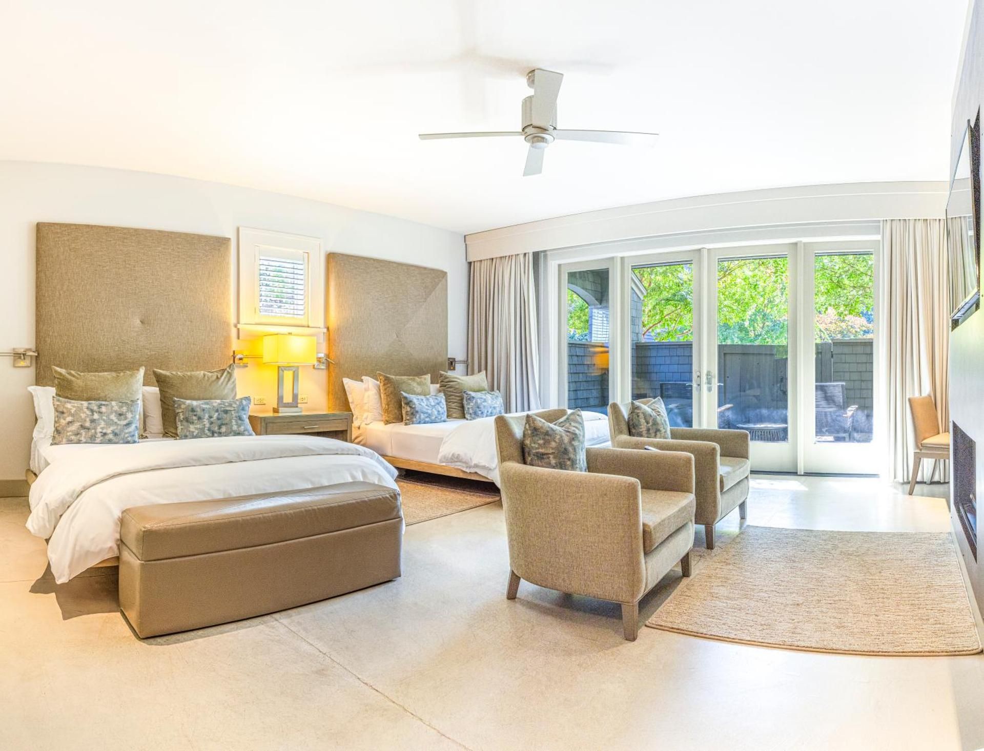 One-Bedroom Suite with Two Queen Beds