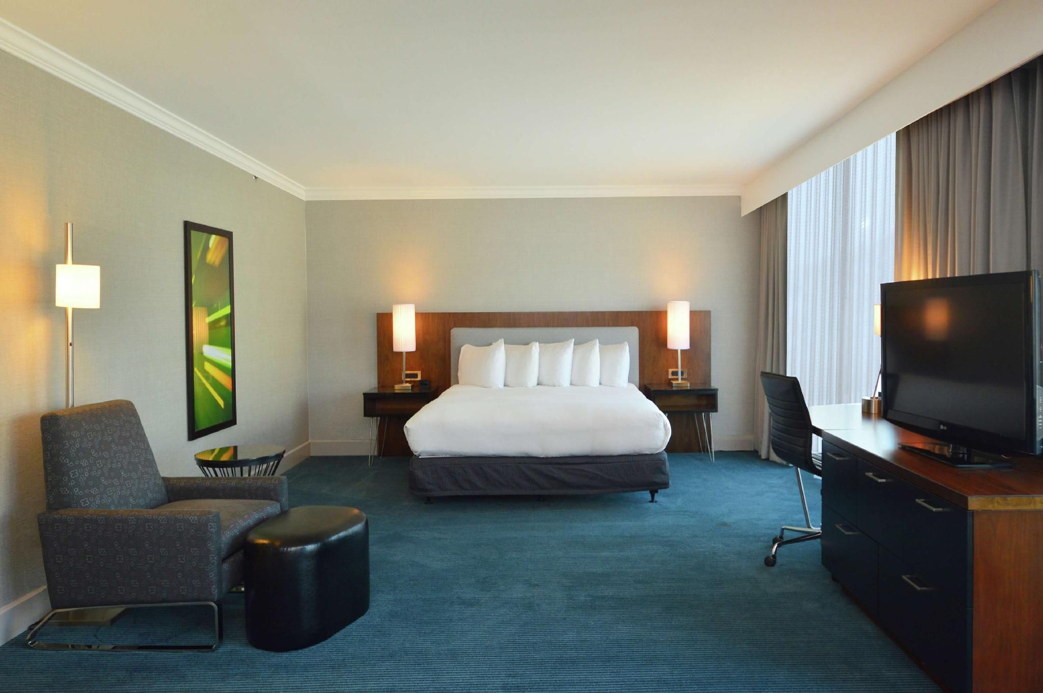 1 KING BED JUNIOR SUITE GARDEN ROOM