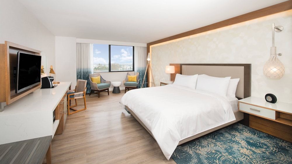 Room, 1 King Bed, City View