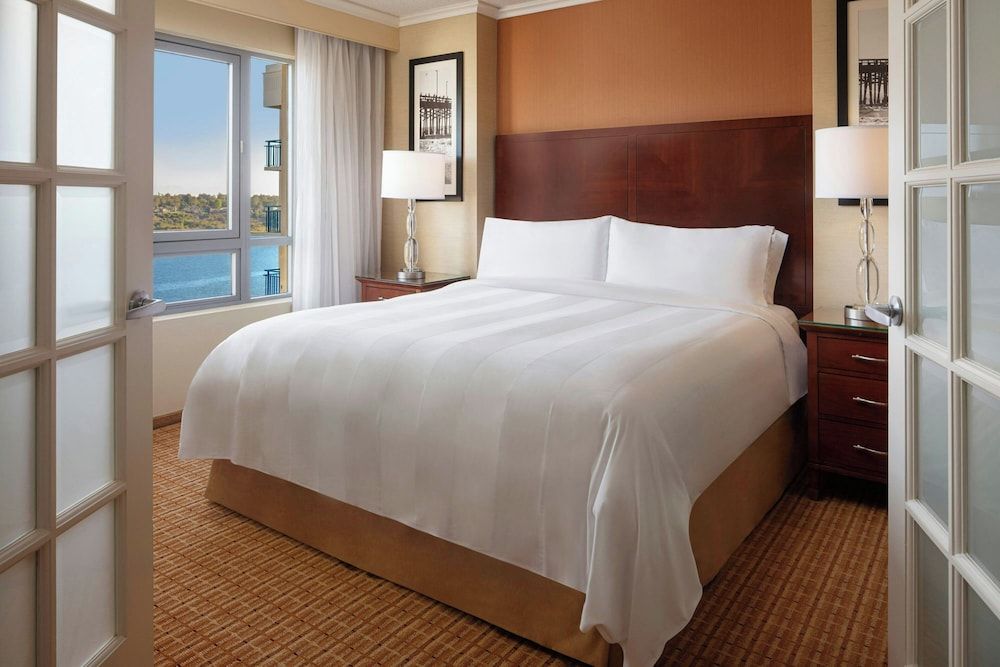 Suite, 1 Bedroom, Balcony, Bay View
