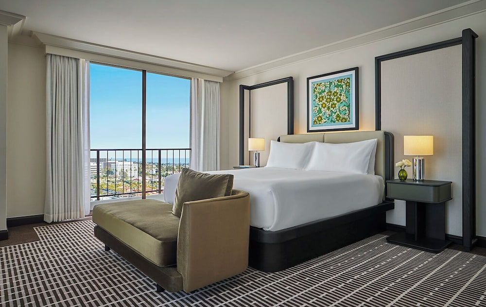Pendry Newport Beach Grand One Bedroom Suite 3