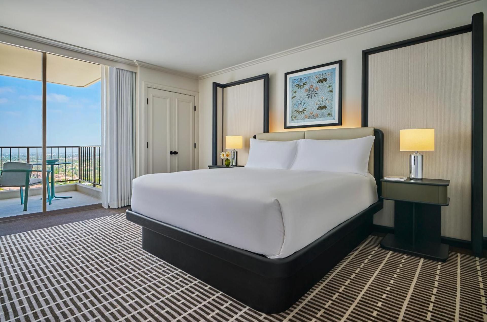Lido Two Bedroom Queen Suite