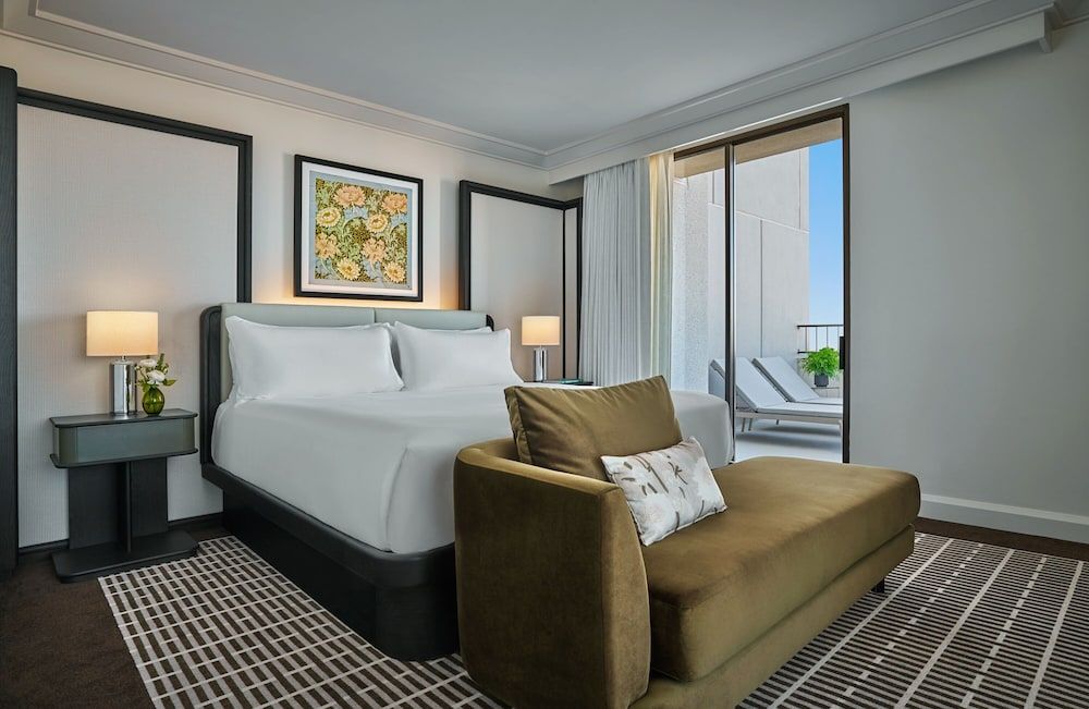 Pendry Newport Beach Lido Balcony Suite 2