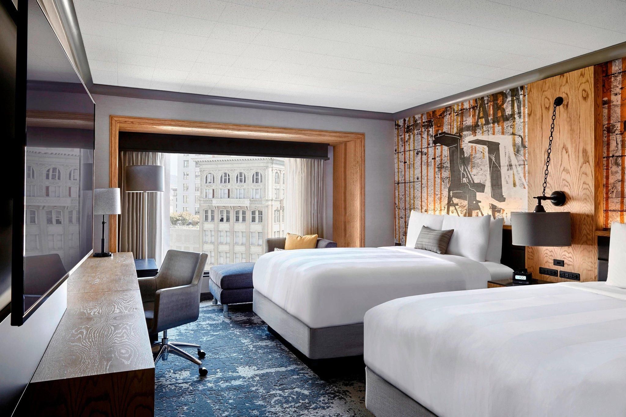 Guest room, 2 Queen, Bay view, High floor