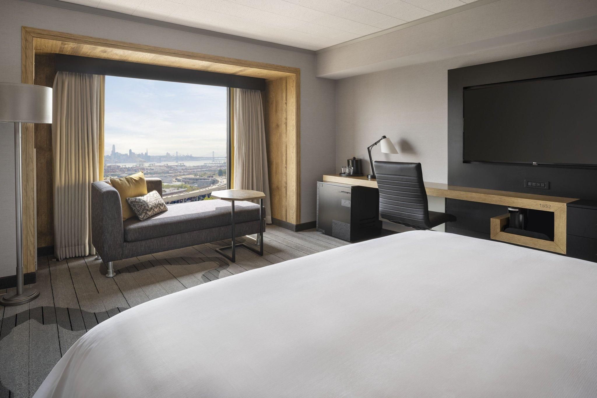 Guest Room, 1 King