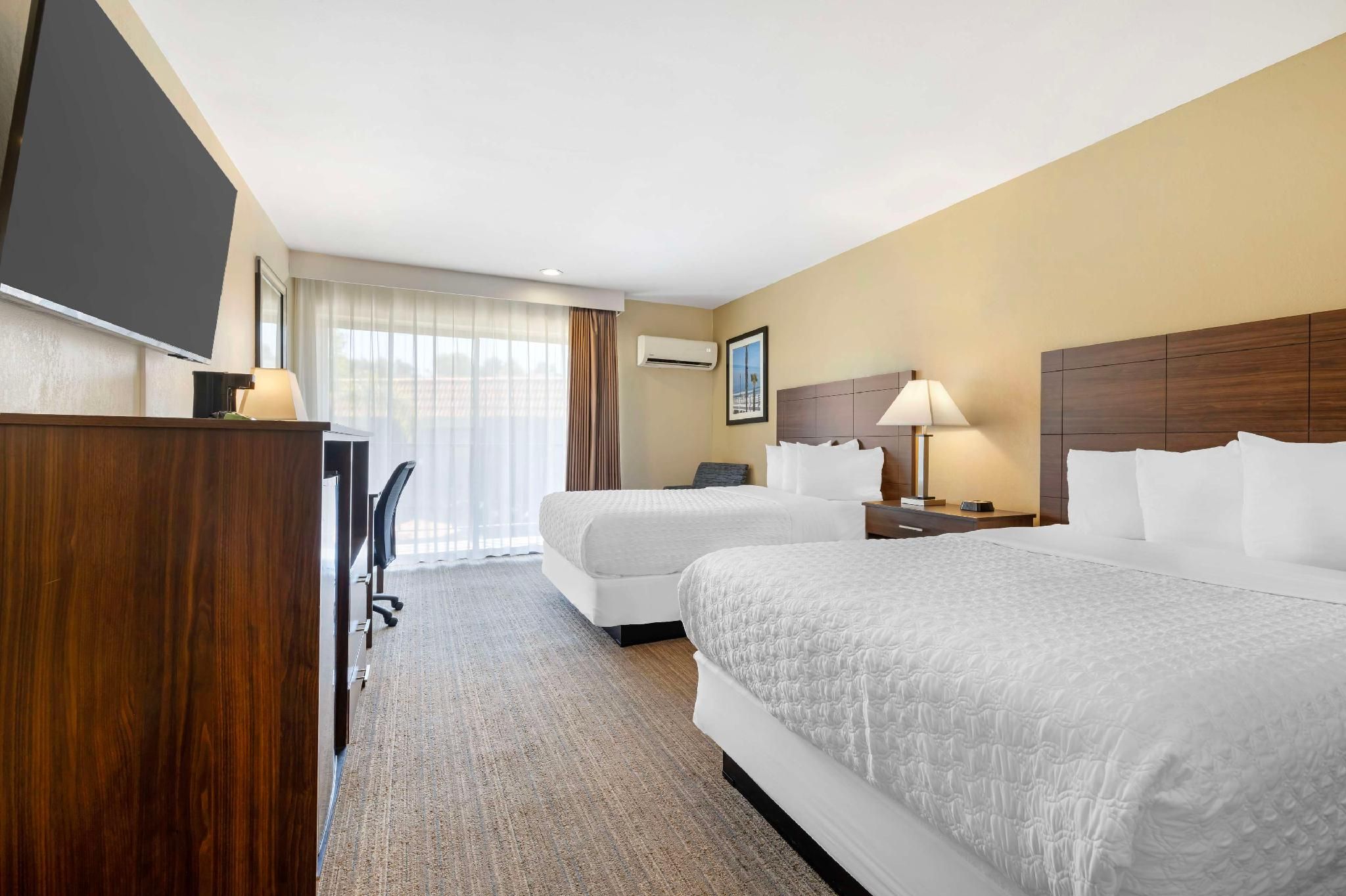 Best Western Oceanside Inn 2 double beds, nonsmoking